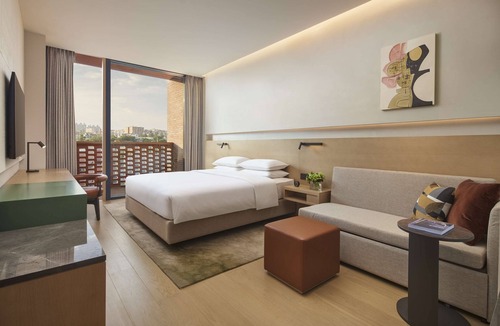 Changjiang County Hotel | Hyatt Place Jingdezhen Taoxichuan