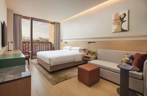 Changjiang County Hotel | Hyatt Place Jingdezhen Taoxichuan