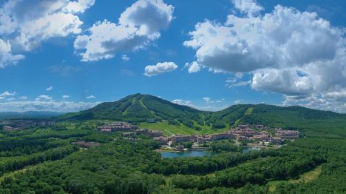 Songjianghe Hotel | Hyatt Regency Changbaishan