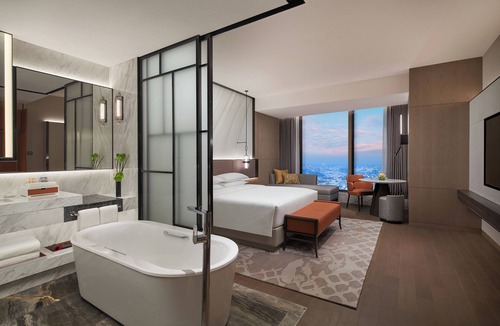Changshu Hotel | Hyatt Regency Changshu Kuncheng Lake