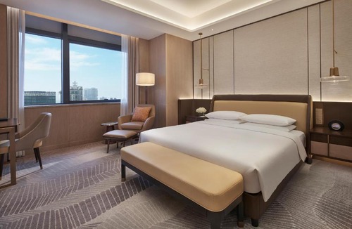 Yuzhong Hotel | Hyatt Regency Metropolitan Chongqing