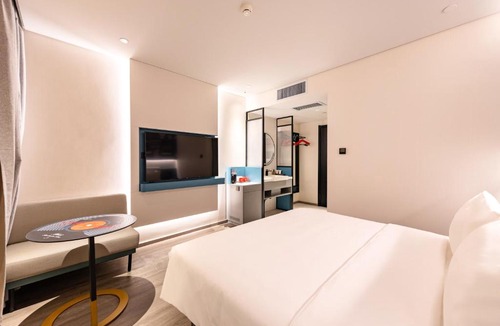 Pingxifu Hotel | Ibis Beijing Beiqijia Wendu Water City