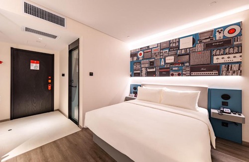 Pingxifu Hotel | Ibis Beijing Beiqijia Wendu Water City