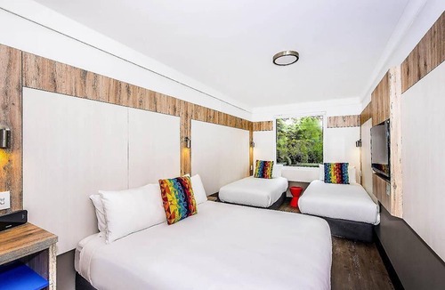 Mascot Hotel | ibis budget Sydney Airport