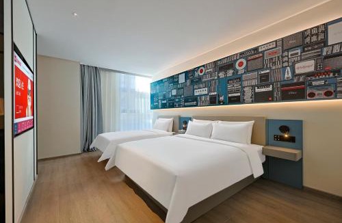 Changbai Mountain North Slope Hotel | Ibis Changbai Mountain Beauty Pine Visitor Center