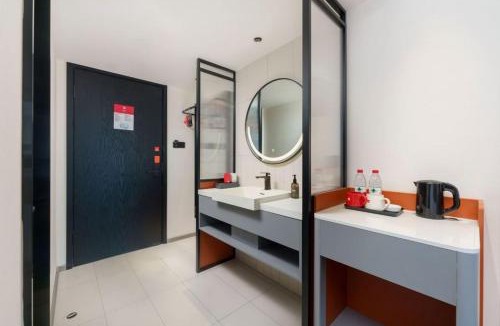 Jinzhou District Hotel | Ibis Dalian Development Zone Wanda Plaza