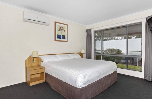 Sutton Resort | ibis Styles Canberra Eaglehawk