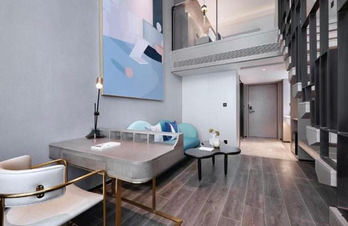 Dalian City Center Hotel | Ibis Styles Dalian Qingniwaqiao Metro Station