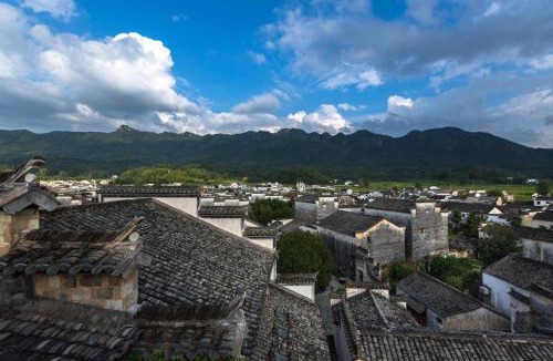 Yi County Hotel | Imperial Guard Boutique Hotel御前侍卫艺术精品酒店