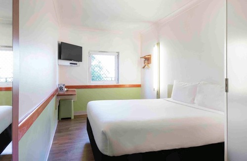 Windsor Hotel | Imperial Motel Windsor