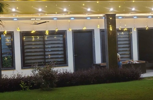 Mathura Villa | Indoor Garden Luxury Villa Connectivity