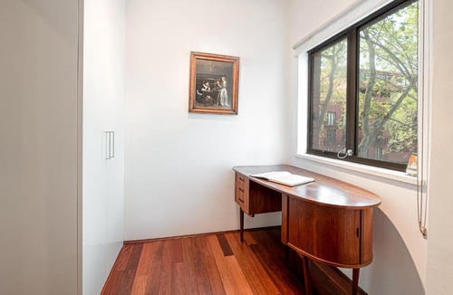 Kings Cross Apartment | Inner-City Art Deco Treasure -Views - WIFI - LOCATION