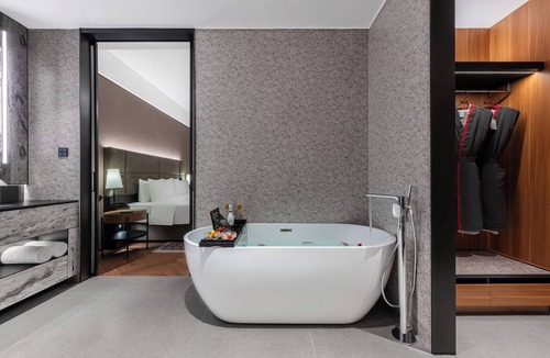 Yuzhong Qu Hotel | IntercityHotel Chongqing SKLP