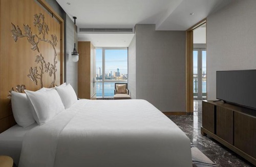 Meilan Hotel | InterContinental Haikou Seaview by IHG