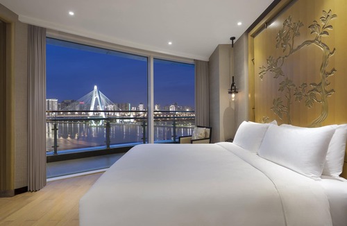 Meilan Hotel | InterContinental Haikou Seaview by IHG