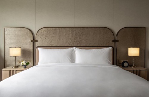 Bin Hu District Hotel | InterContinental Wuxi Taihu New City by IHG