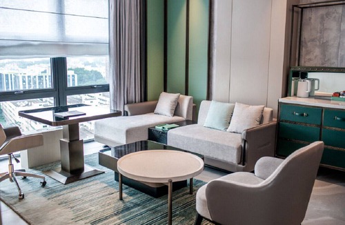 Longhua District Hotel | Investon Hotel Shenzhen