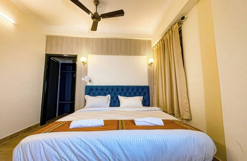 Sualkuchi Hotel | Irroi Guwahati