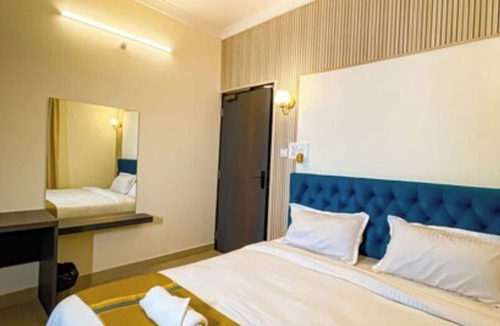Sualkuchi Hotel | Irroi Guwahati