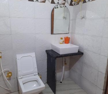 Vrindavan Apartment | ISKCON Hare Krishna Homestay