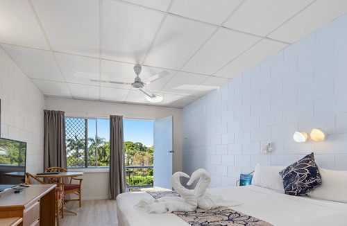 North Ward Hotel | Island View Motel