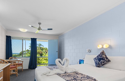 North Ward Hotel | Island View Motel