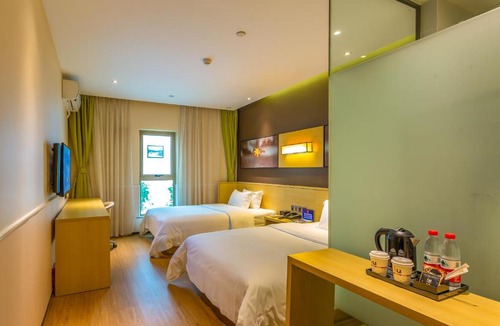 Beijing Hotel | IU Hotel Beijing Life Science Park Station