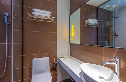 Beijing Hotel | IU Hotel Beijing Life Science Park Station