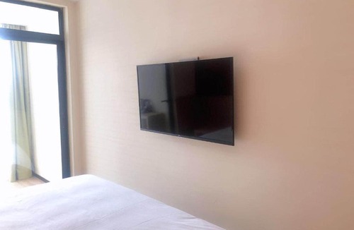 Guanshanhu District Hotel | IU Hotel Guiyang Olympic Sports Center China Resources Vientiane