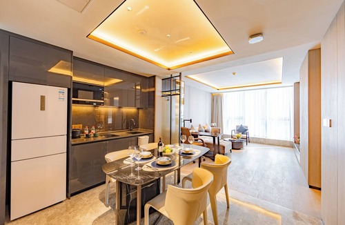 Zhujiang New Town Hotel | J Residence (Xiancun Metro Station, Zhujiang New Town, Guangzhou)
