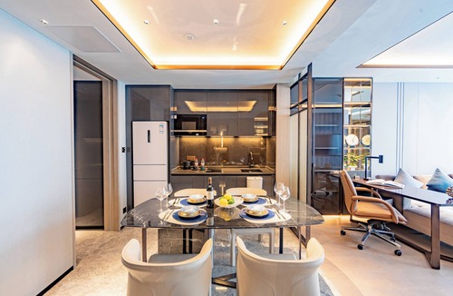 Zhujiang New Town Hotel | J Residence (Xiancun Metro Station, Zhujiang New Town, Guangzhou)