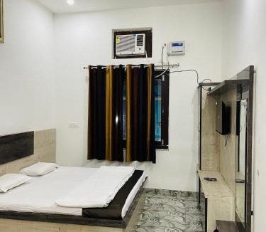 Islamnagar Hotel | Jaishree Garden