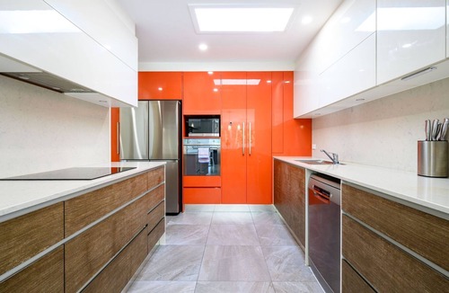 Broadbeach Waters House | Jettyside Poolside Canal Retreat in Broadbeach