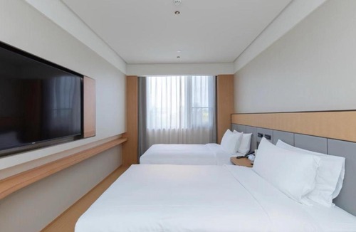Huilongguan Hotel | JI Hotel Beijing Huilongguan West Big Street Beside The Subway全季北京回龙观西大街地铁站酒店