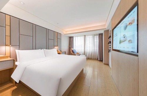 Dongcheng Hotel | JI Hotel Beijing Nanluoguxiang Andingmen Subway Station