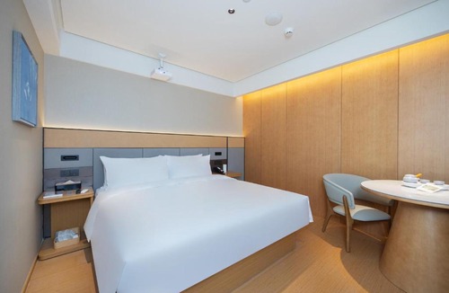 North Chaoyang Hotel | JI Hotel Beijing Wudaokou University of Mining and Technology