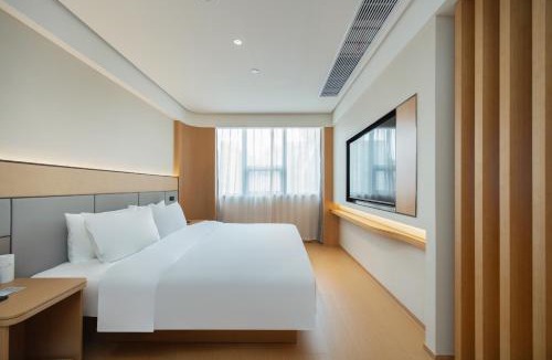 Zhonglou Qu Hotel | JI Hotel Changzhou Qingguo Lane