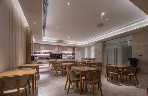 Chongqing Hotel | JI Hotel Chongqing Liangjiang Happiness Plaza