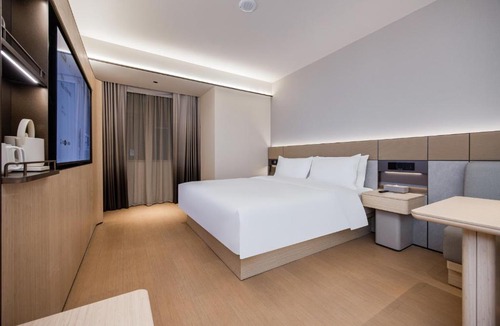Pazhou Residential District Hotel | JI Hotel Guangzhou Pazhou Metro Station