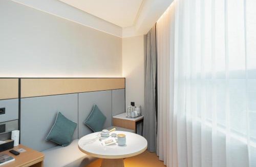 Tianhe Hotel | JI Hotel Guangzhou Tianhe Park Subway Station
