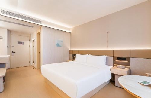 Qiongshan Hotel | JI Hotel Haikou East Railway Station Plaza