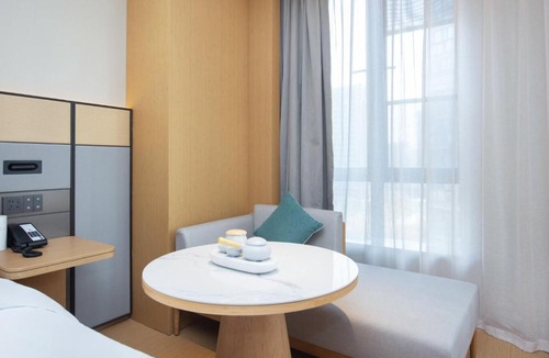 Downtown Hangzhou Hotel | JI Hotel Hangzhou Desheng East New Road