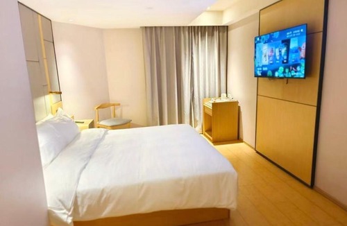 Downtown Hangzhou Hotel | JI Hotel Hangzhou East Railway Station Qiutao North Road