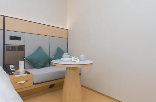 Yuhang District Hotel | JI Hotel Hangzhou Linping Yintai City