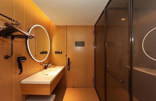 Tonglu County Hotel | JI Hotel Hangzhou Tonglu Fuchun River