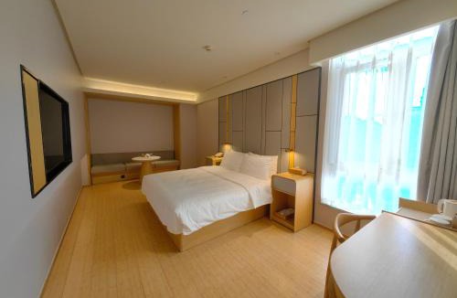 Yuhang District Hotel | JI Hotel Hangzhou Xixi Harbour City