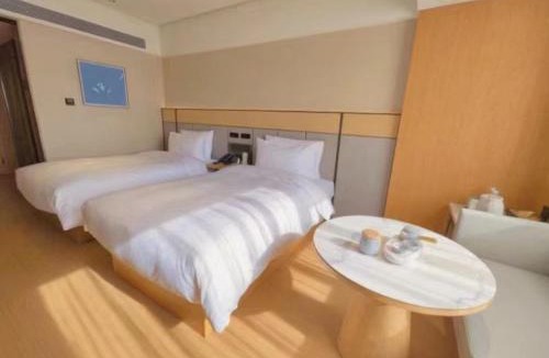Qionghai Hotel | JI Hotel Qionghai Yinhai Road