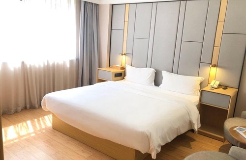 Minhang Hotel | JI Hotel Shanghai Caohejing Lianhua Road