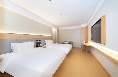 Xuhui Hotel | JI Hotel Shanghai Caohejing Hongcao Road