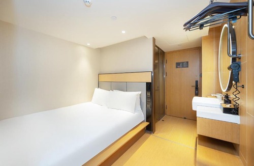 Pudong Hotel | JI Hotel Shanghai Longyang Road Maglev